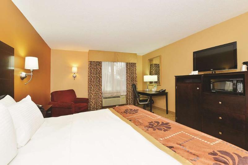 Best Western Plus University Area 2*